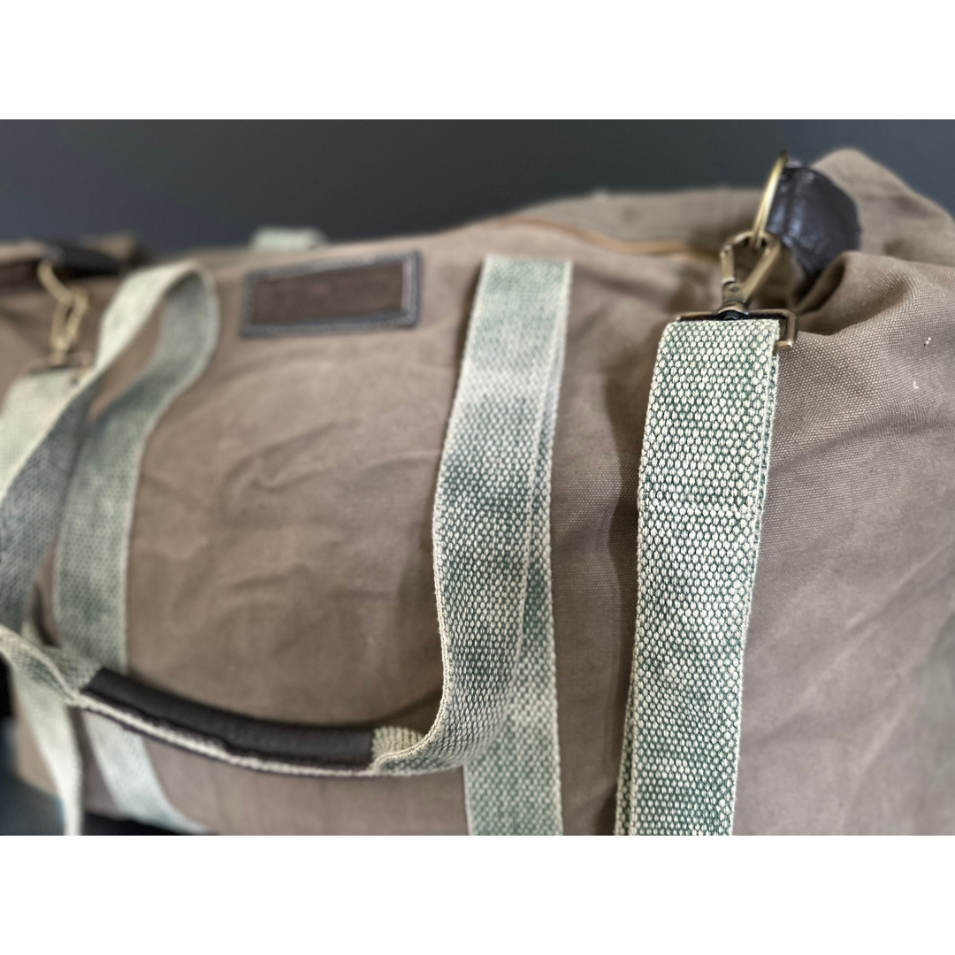 Custom canvas duffle bags sales
